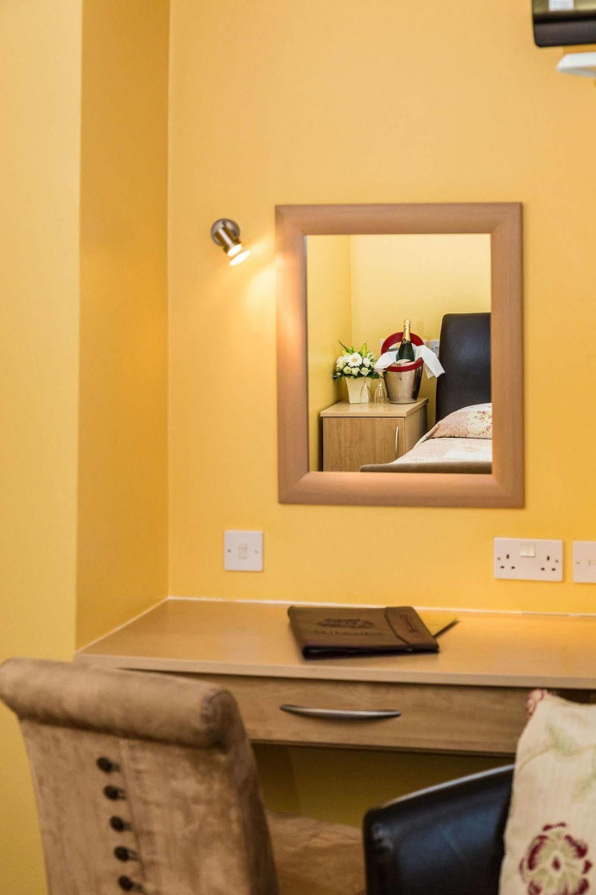 La Piette Hotel Saint Peter Port ภายนอก รูปภาพ